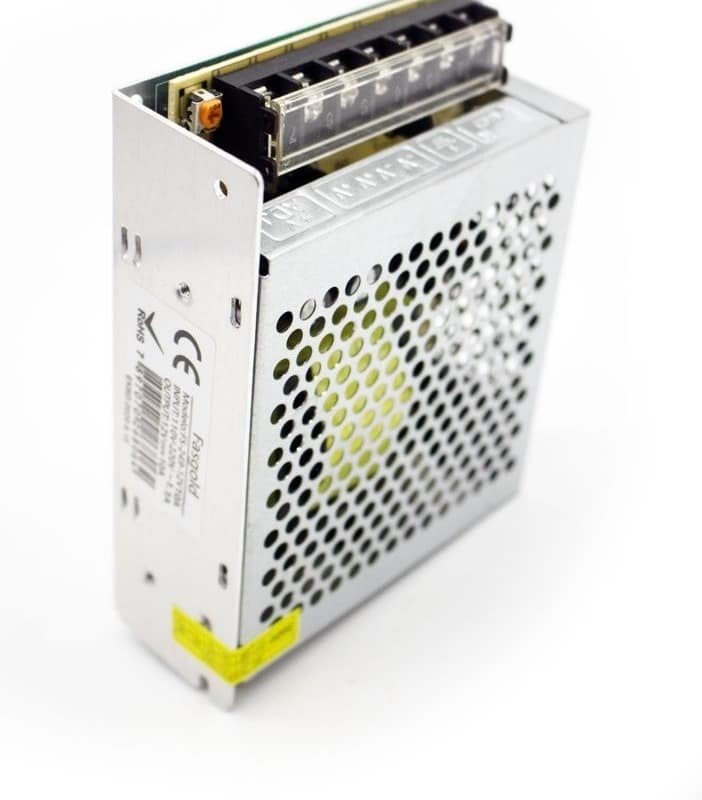 Fonte Fasgold Fs-249 Chaveada 12v 10a